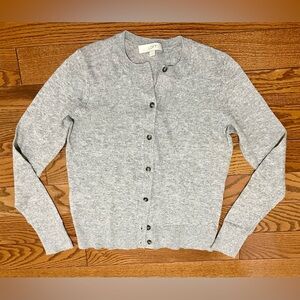 Ann Taylor LOFT grey button down cardigan in size small
